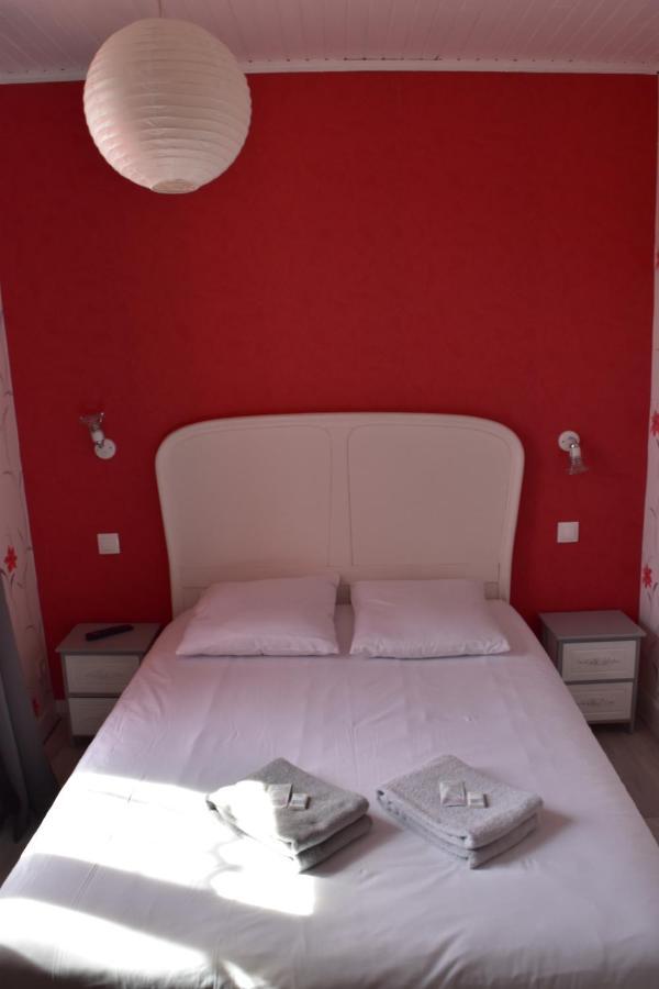Hotel Restaurant Des Lacs Chaux-des-Crotenay Экстерьер фото